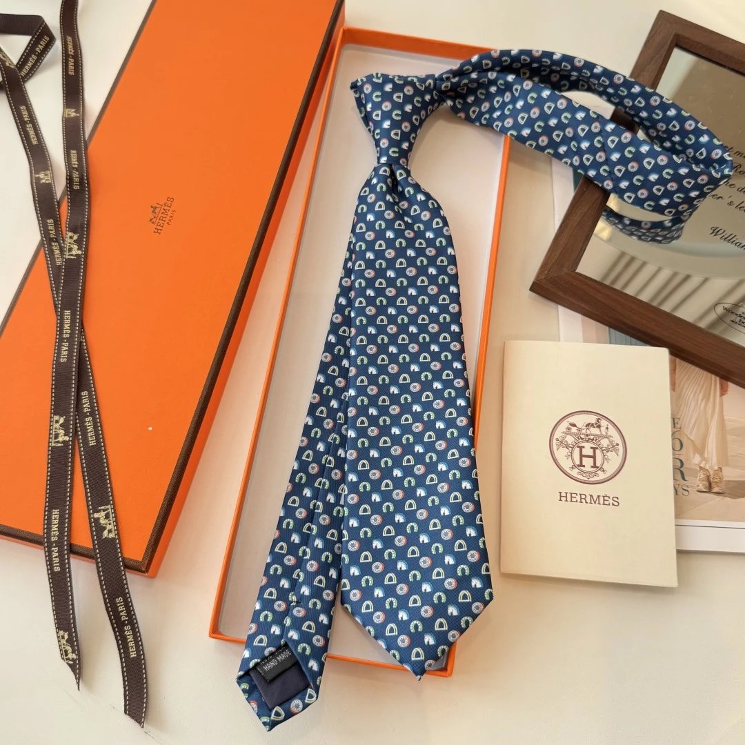 Hermes Silk Tie Ver.J — Photo 8