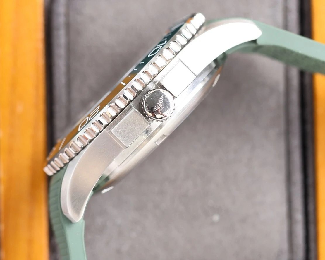 Longines Conquest Automatic Watch 41mm Ver.F — photo 6