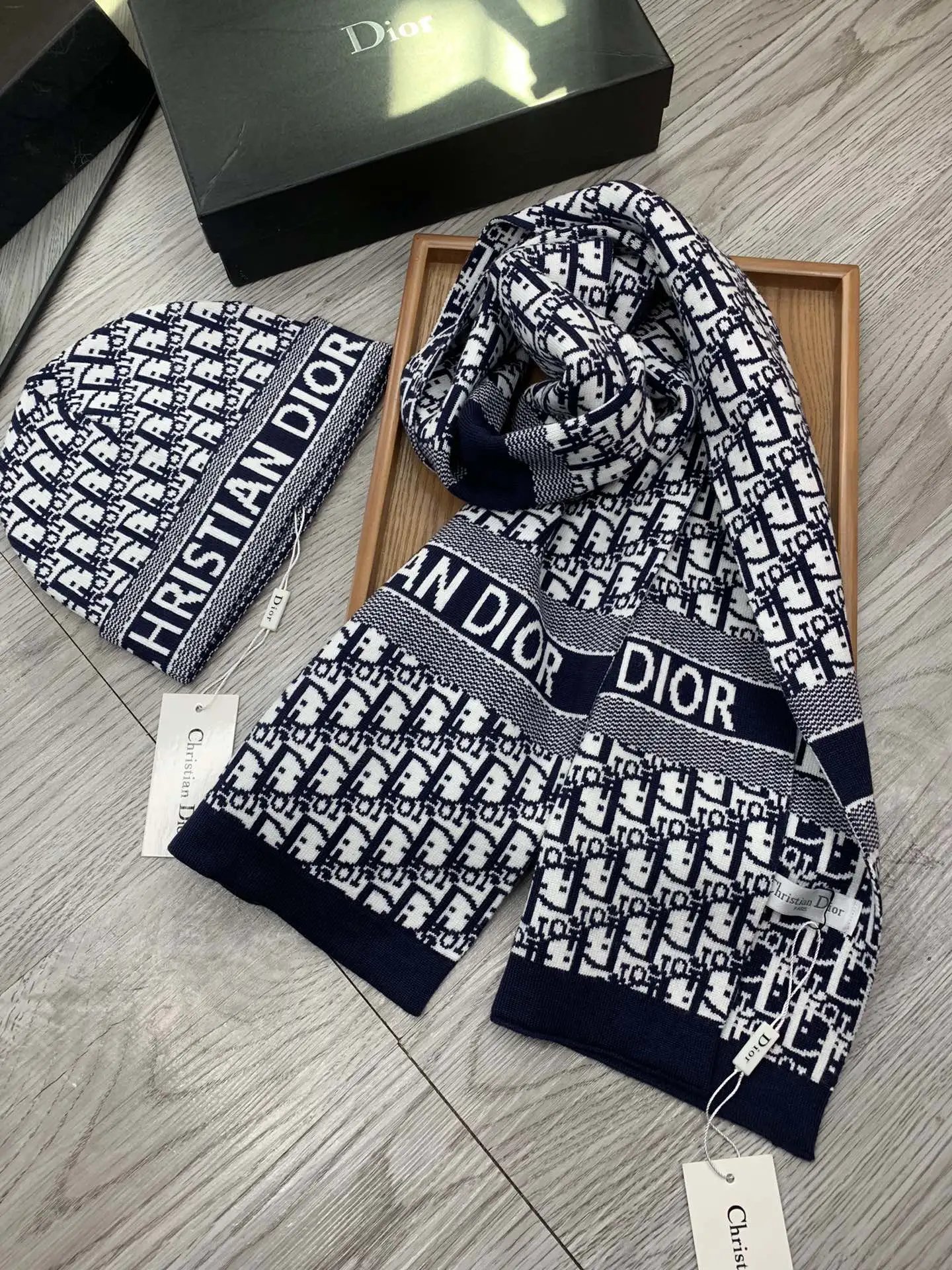 Dior Wool Rabbit Fur Scarf & Hat Set Ver.B — Photo 8