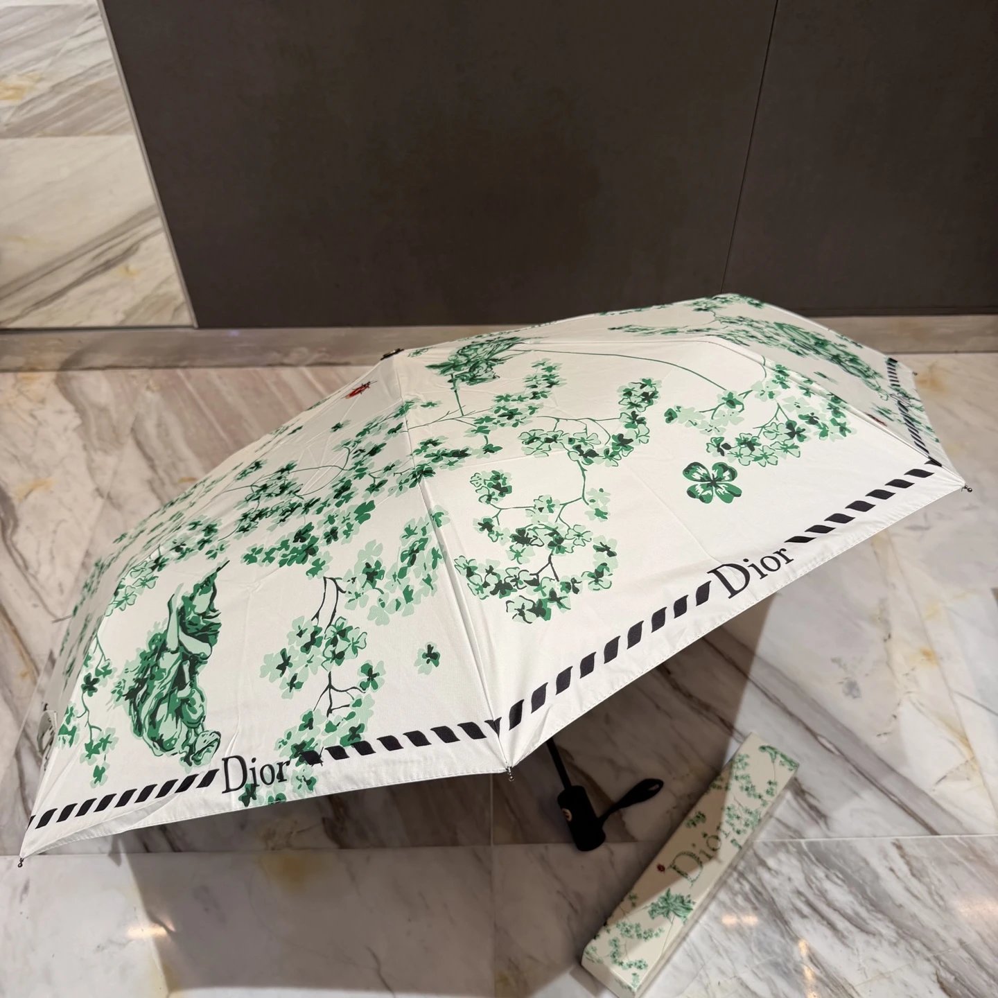 Dior UV Protection Folding Umbrella Ver.D — Zdjęcie 7