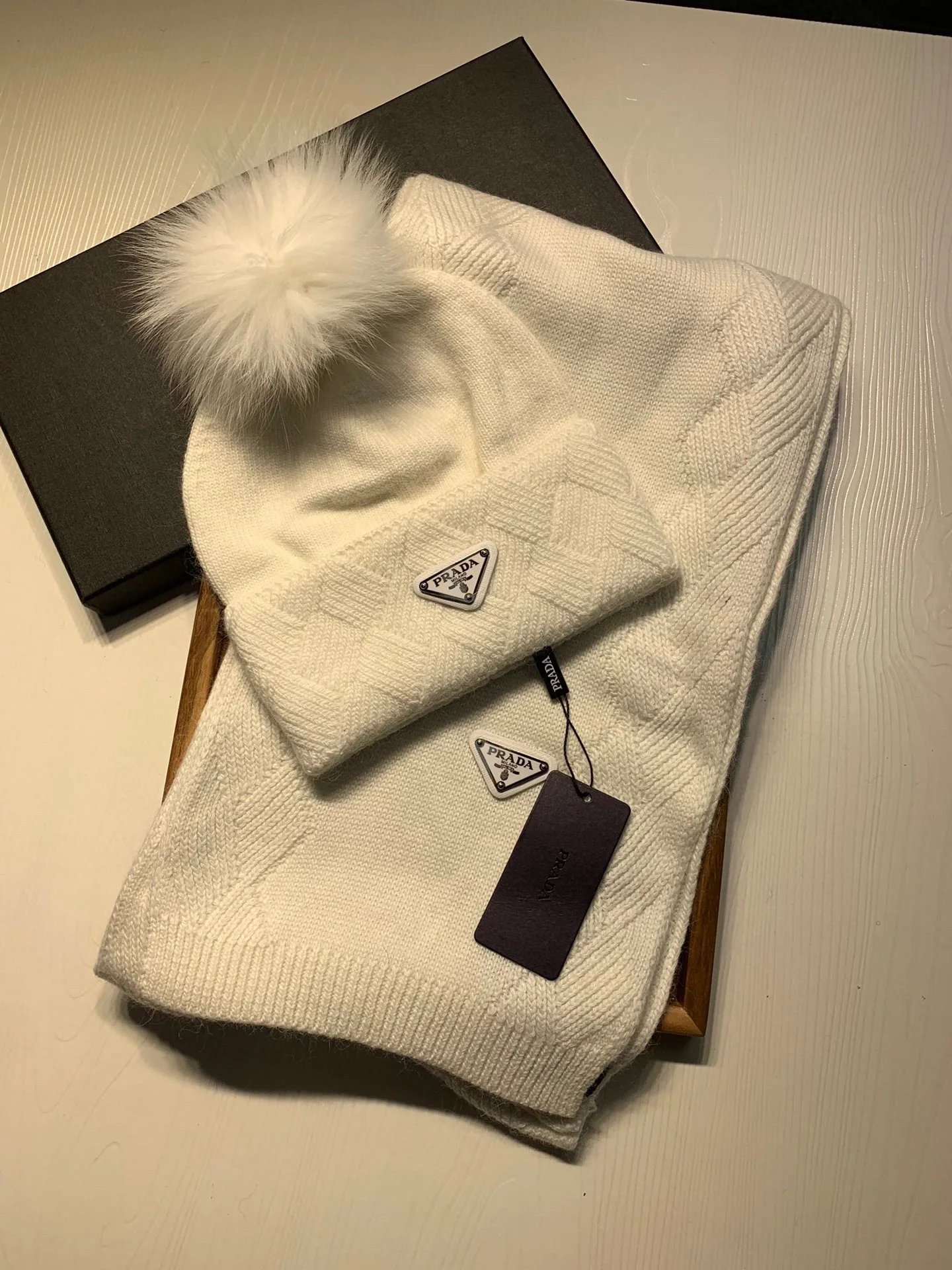 Prada Wool Rabbit Fur Scarf & Hat Set Ver.H — Photo 2