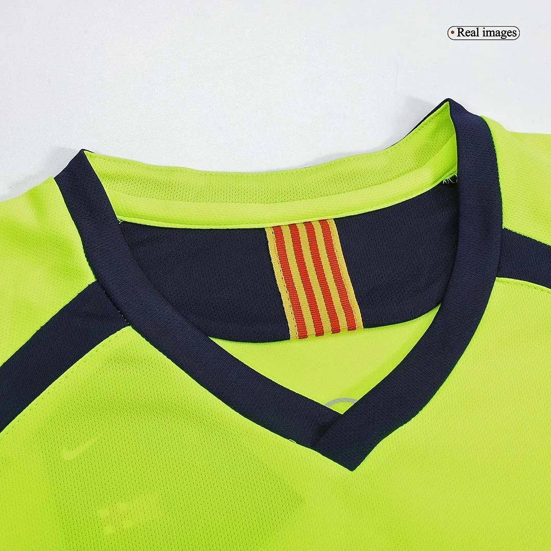Barcelona 2005/06 FC Retro Away Jersey — Photo 5