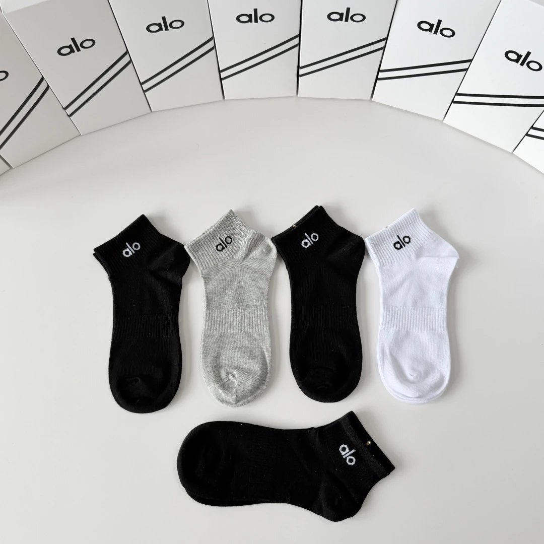 ALO Quarter Socks 5-Pair Box Ver.A — photo 4