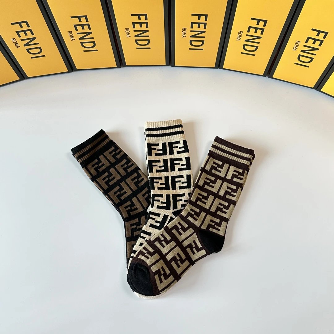 Fendi Classic Crew Socks 3-Pair Box — QC
