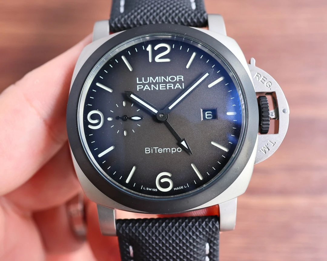 Panerai Submersible Automatic Watch 47mm — QC