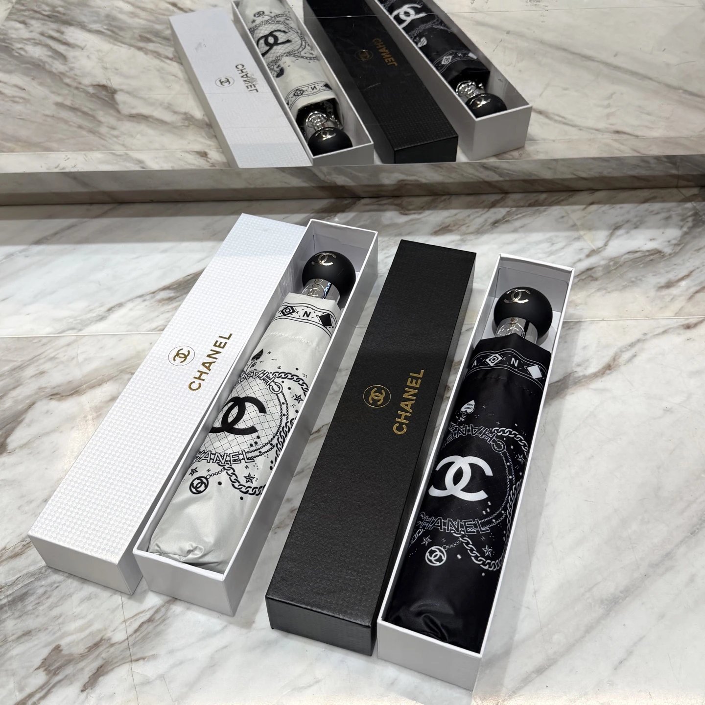 Chanel UV Protection Folding Umbrella Ver.B — Photo 9