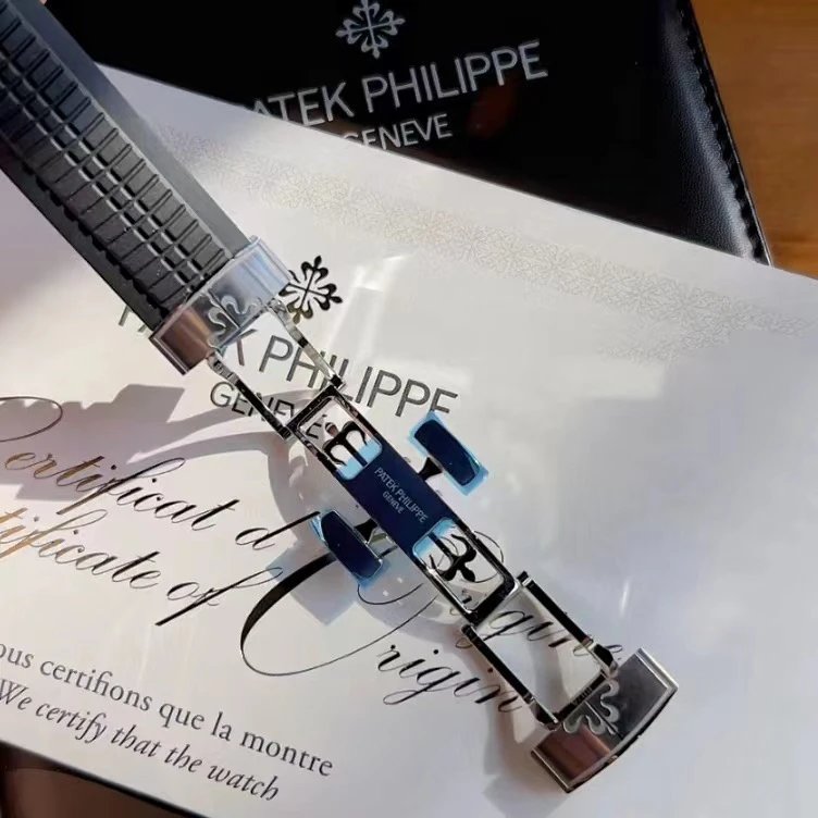 Patek Philippe Aquanaut Automatic Watch 40mm — photo 9