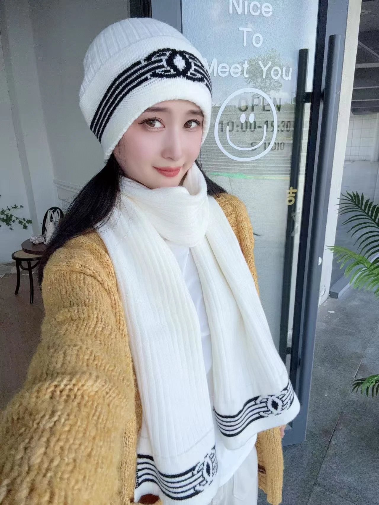 Chanel Scarf & Hat Set Ver.G — QC