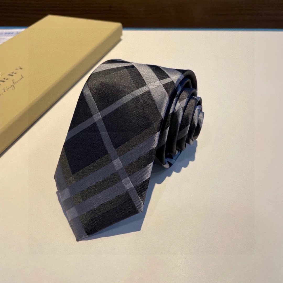 Burberry Silk Tie Ver.O — Photo 6