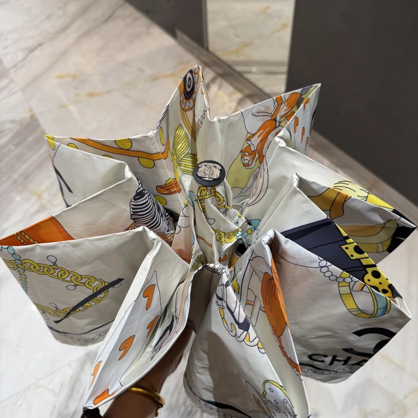 Chanel UV Protection Folding Umbrella Ver.C — Photo 4