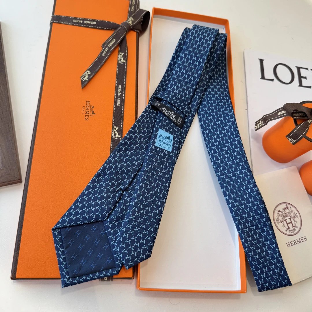 Hermes Silk Tie Ver.N — Photo 4