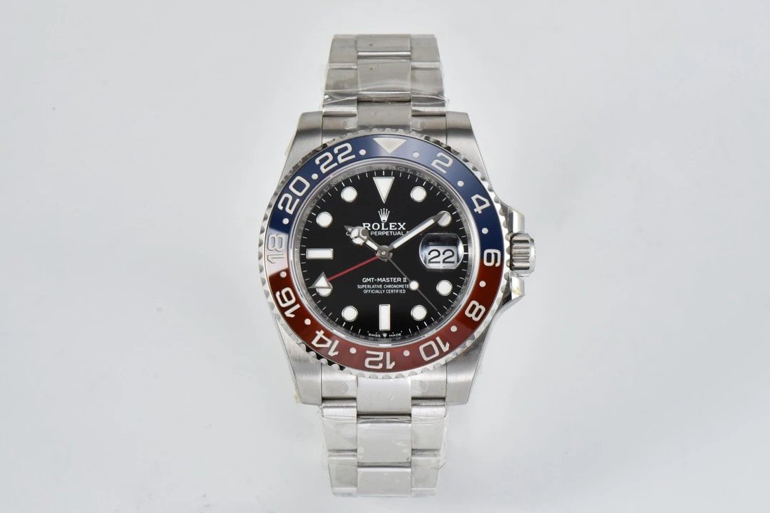 Reloj Rolex GMT-Master II con bisel azul y rojo 40mm Variante A