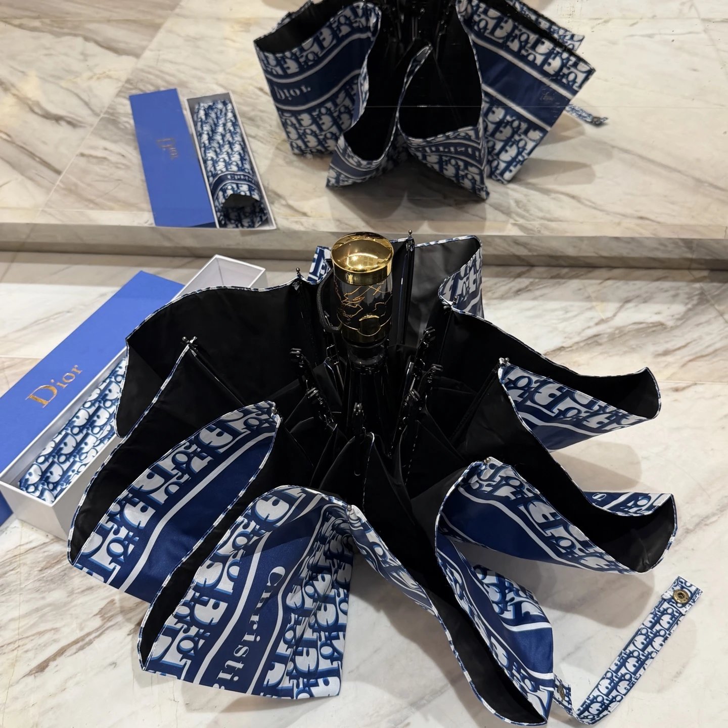 Dior UV Protection Folding Umbrella Ver.E — Zdjęcie 5