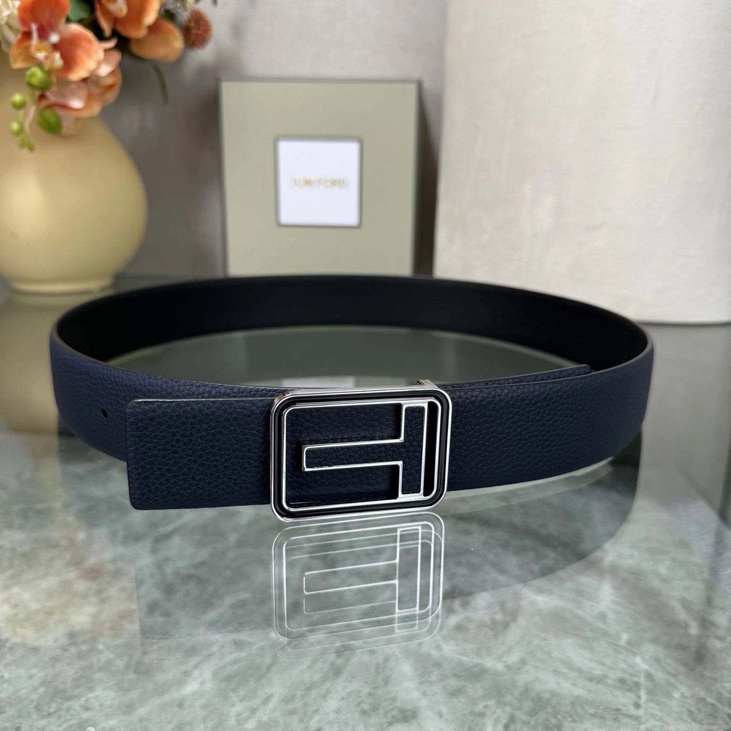 Tom Ford Leather Reversible Belt Ver.A — Zdjęcie 4