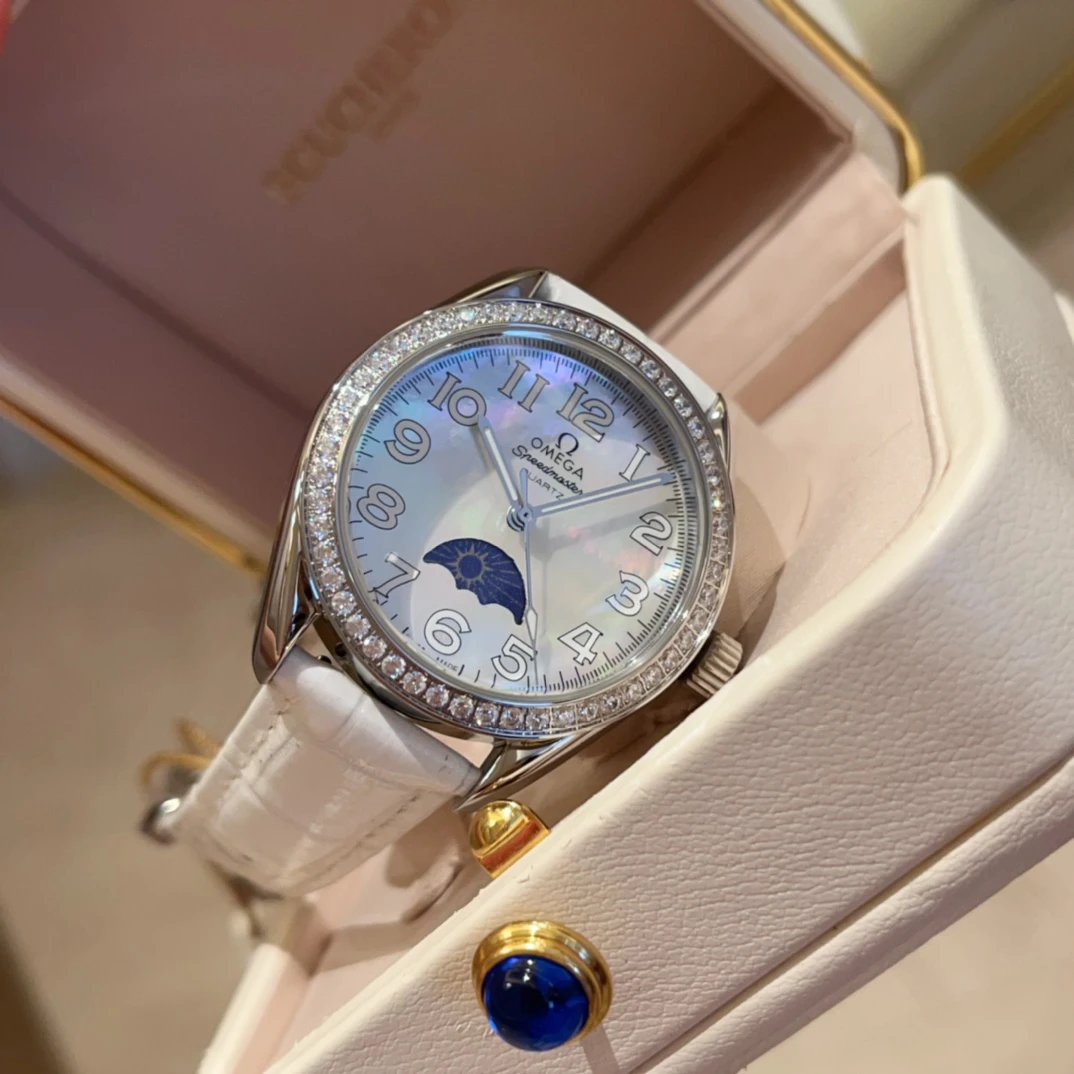Omega Speedmaster Automatic Watch 38mm — photo 2