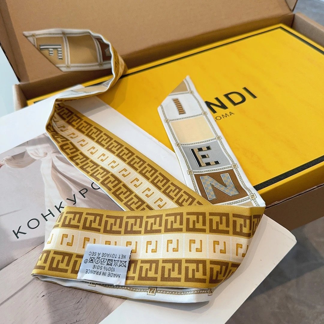 Fendi Silk Hair Ribbon — Photo 4