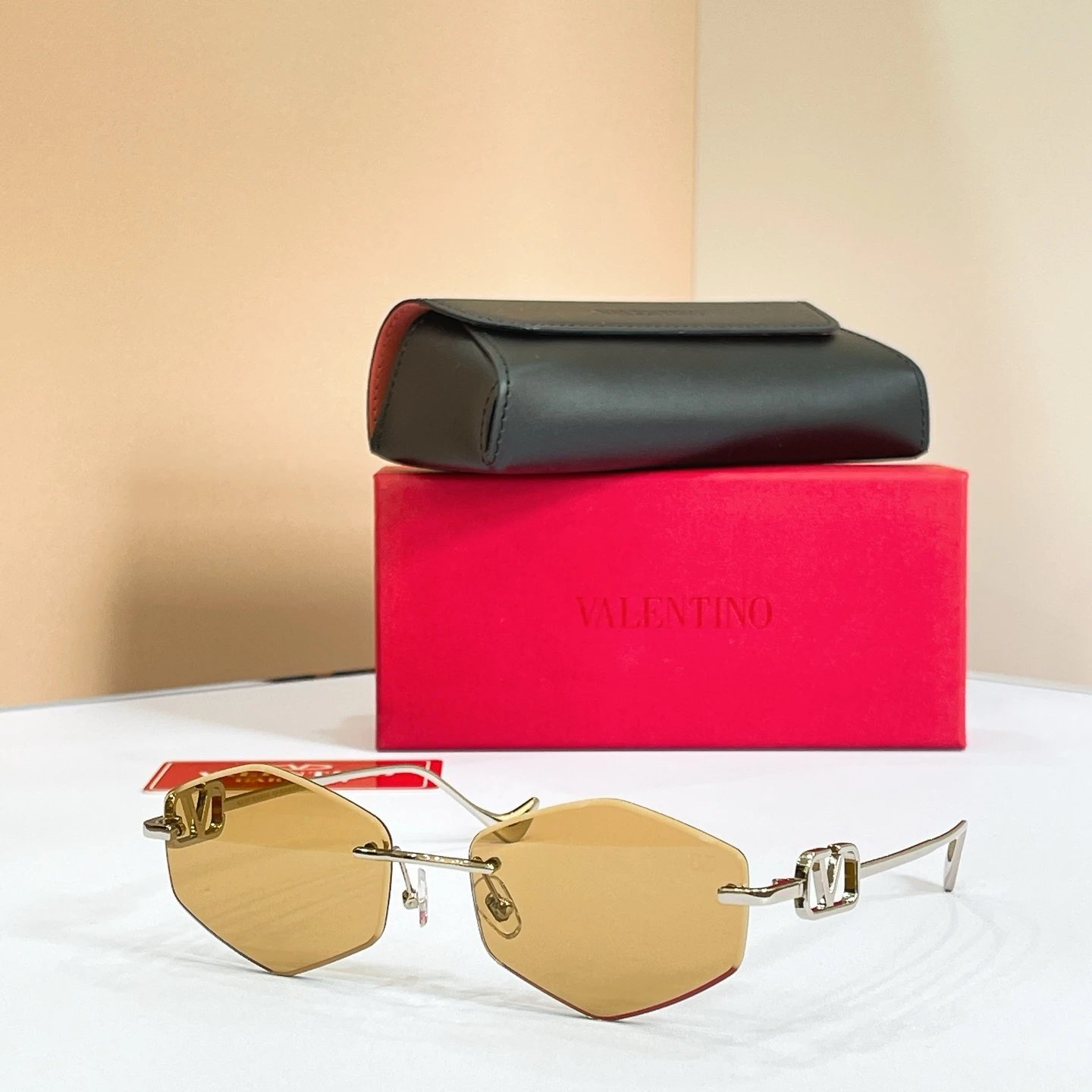 Valentino VLS-187 Sunglasses 58-18-145 Ver.B — Photo 5
