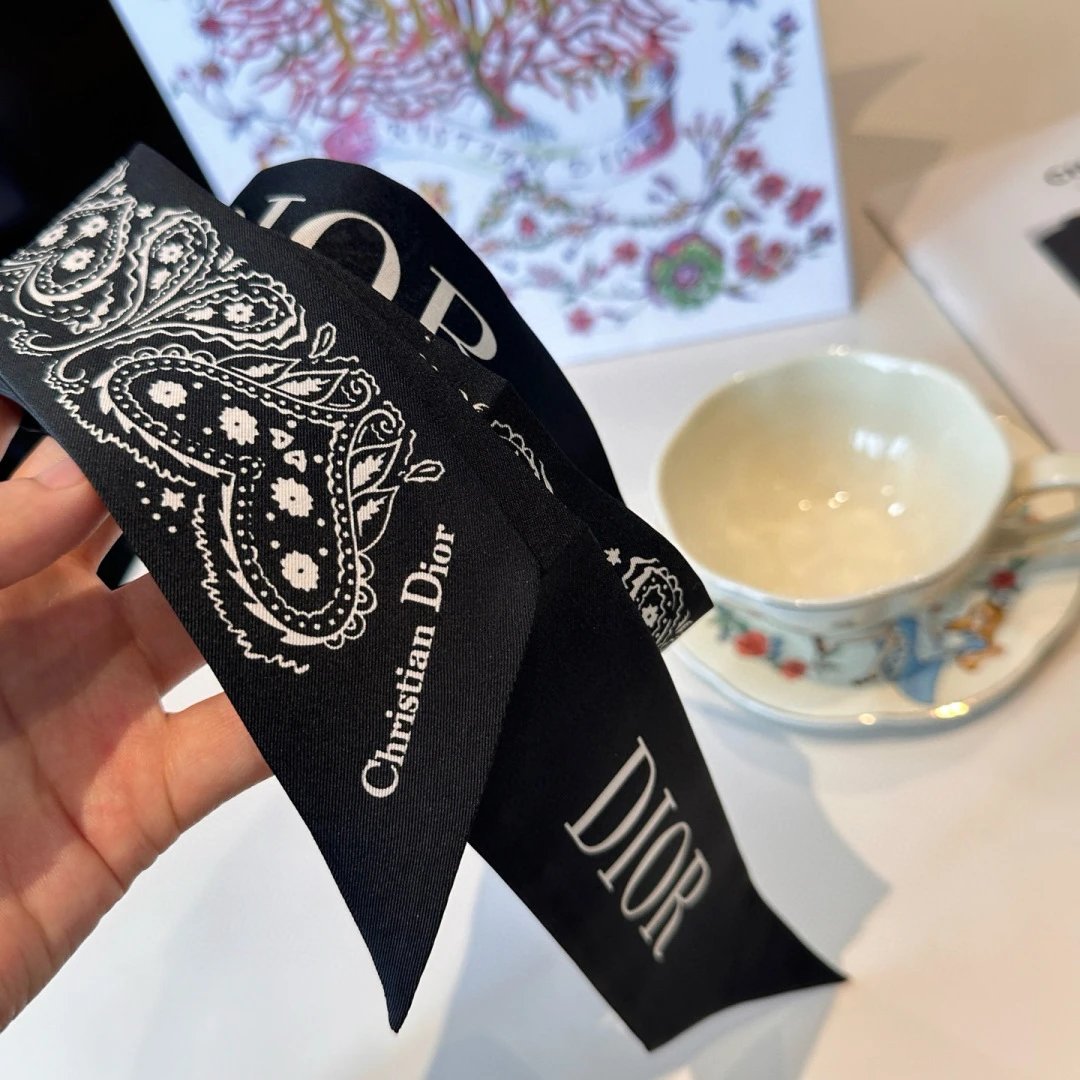 Dior Silk Ribbon Ver.B — Zdjęcie 5