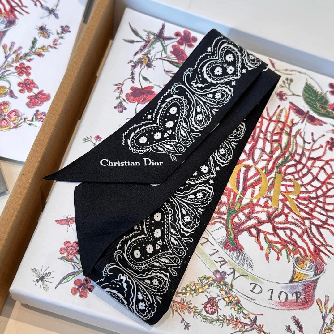 Dior Silk Ribbon Ver.B — Zdjęcie 2