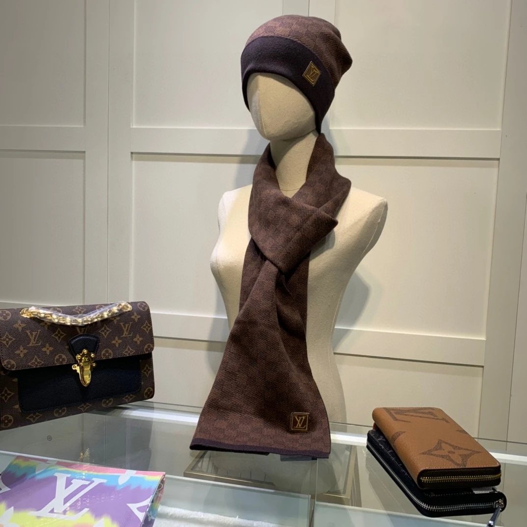 Louis Vuitton Wool Cashmere Scarf & Hat Set Ver.C — Photo 5