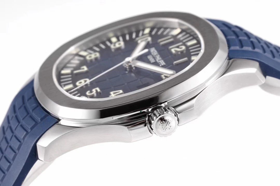 Patek Philippe Aquanaut Automatic Watch 38mm — photo 5
