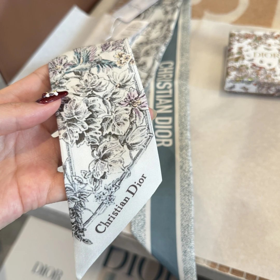 Dior Silk Ribbon Ver.D — Zdjęcie 6