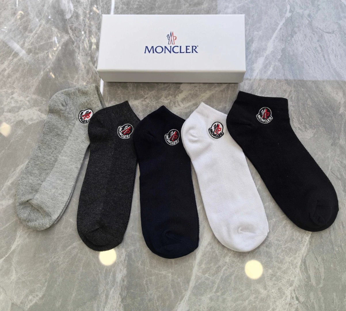 Moncler Embroidered Quarter Socks 5-Pair Box Ver.A — photo 3