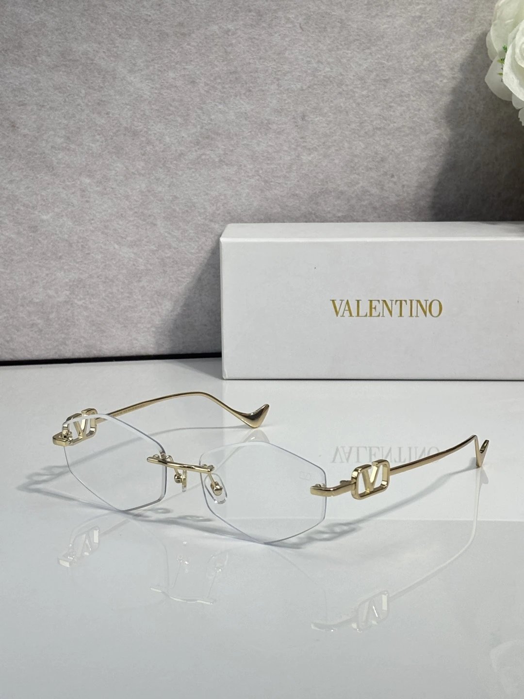 Valentino VLS-187 Sunglasses 58-18-145 Ver.A — photo 7