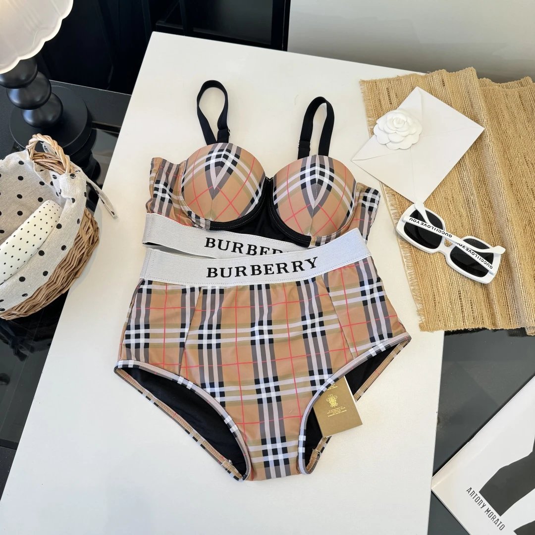 Burberry Bikini Two-Piece Swimwear Ver.B — Photo 6