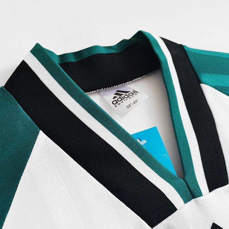 Liverpool 1993/95 Retro Away Jersey — photo 6