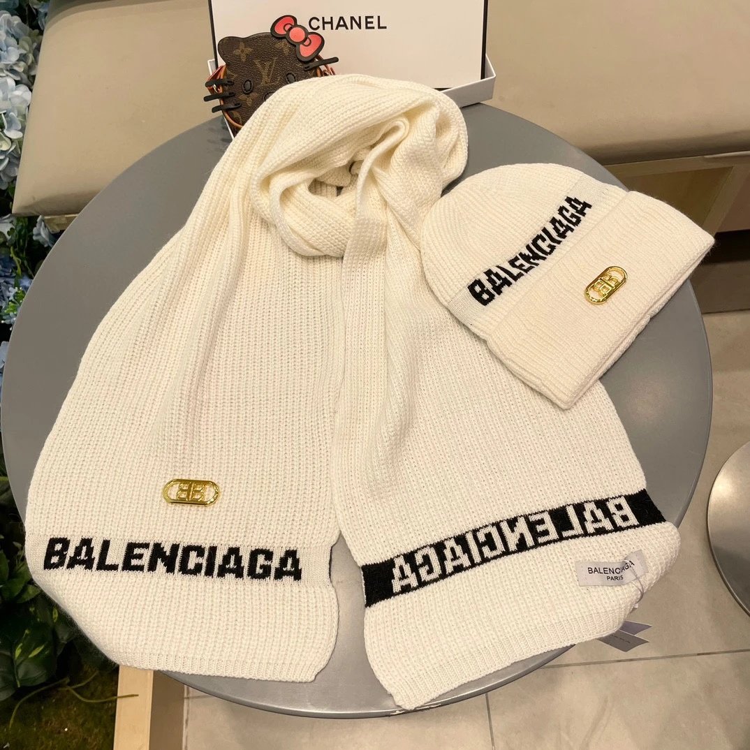 Balenciaga Wool Rabbit Fur Scarf & Hat Set Ver.D — Photo 6
