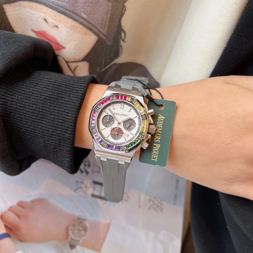 Audemars Piguet Royal Oak Automatic Ladies Watch 37mm — photo 2