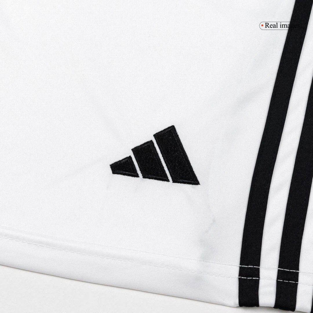 Manchester United 2025 Home Soccer Shorts 26 — Photo 4