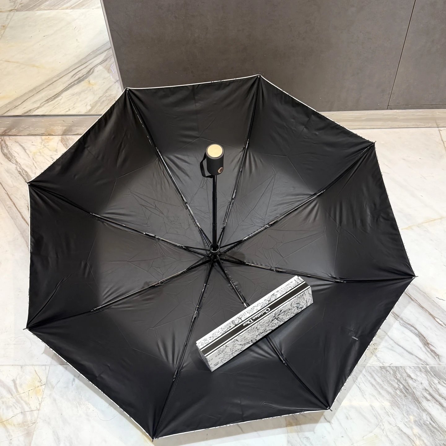 Dior UV Protection Folding Umbrella Ver.J — Zdjęcie 6