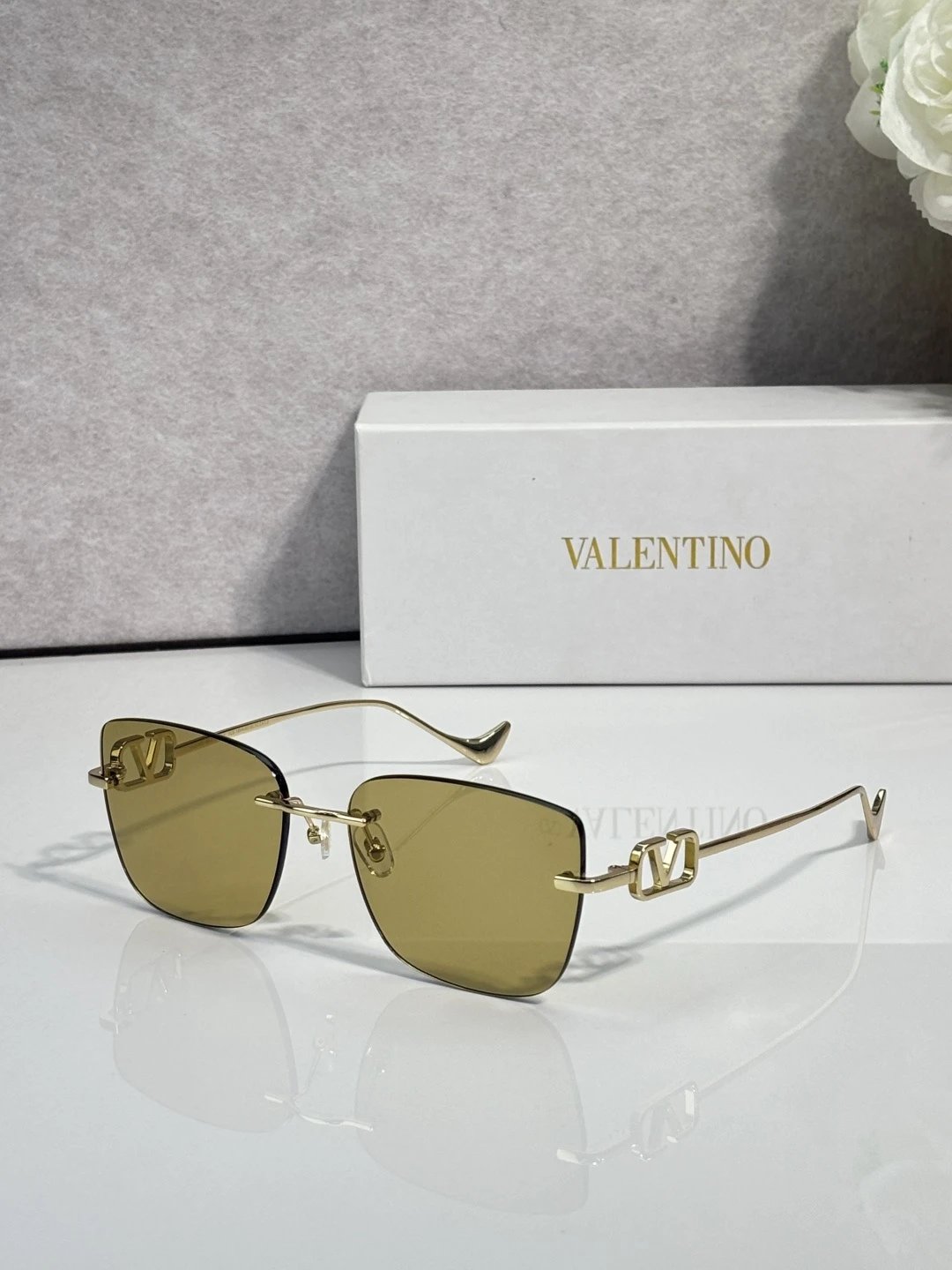 Valentino VLS-189 Sunglasses 60-18-145 Ver.A — photo 5