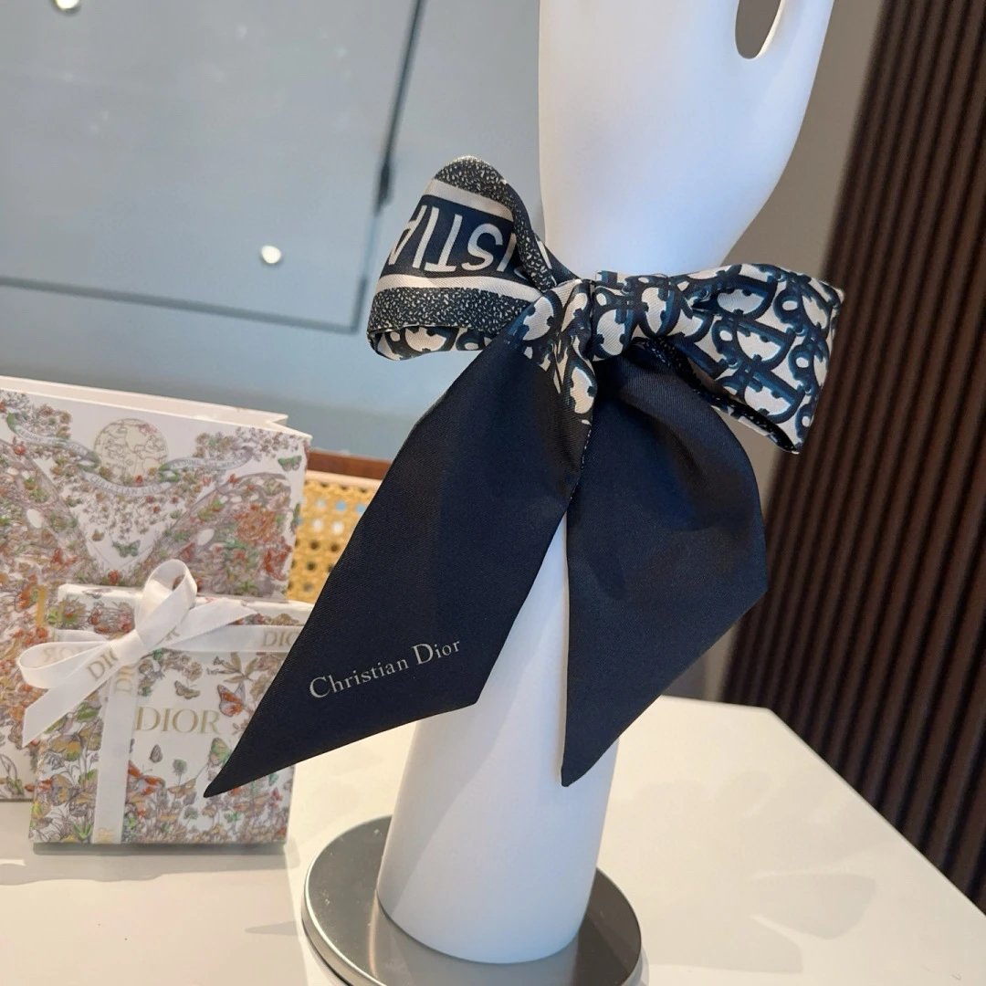 Louis Vuitton Silk Hair Ribbon Ver.E — Photo 9
