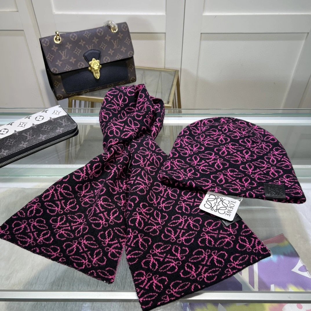 Loewe Scarf & Hat Set Ver.C — Photo 2