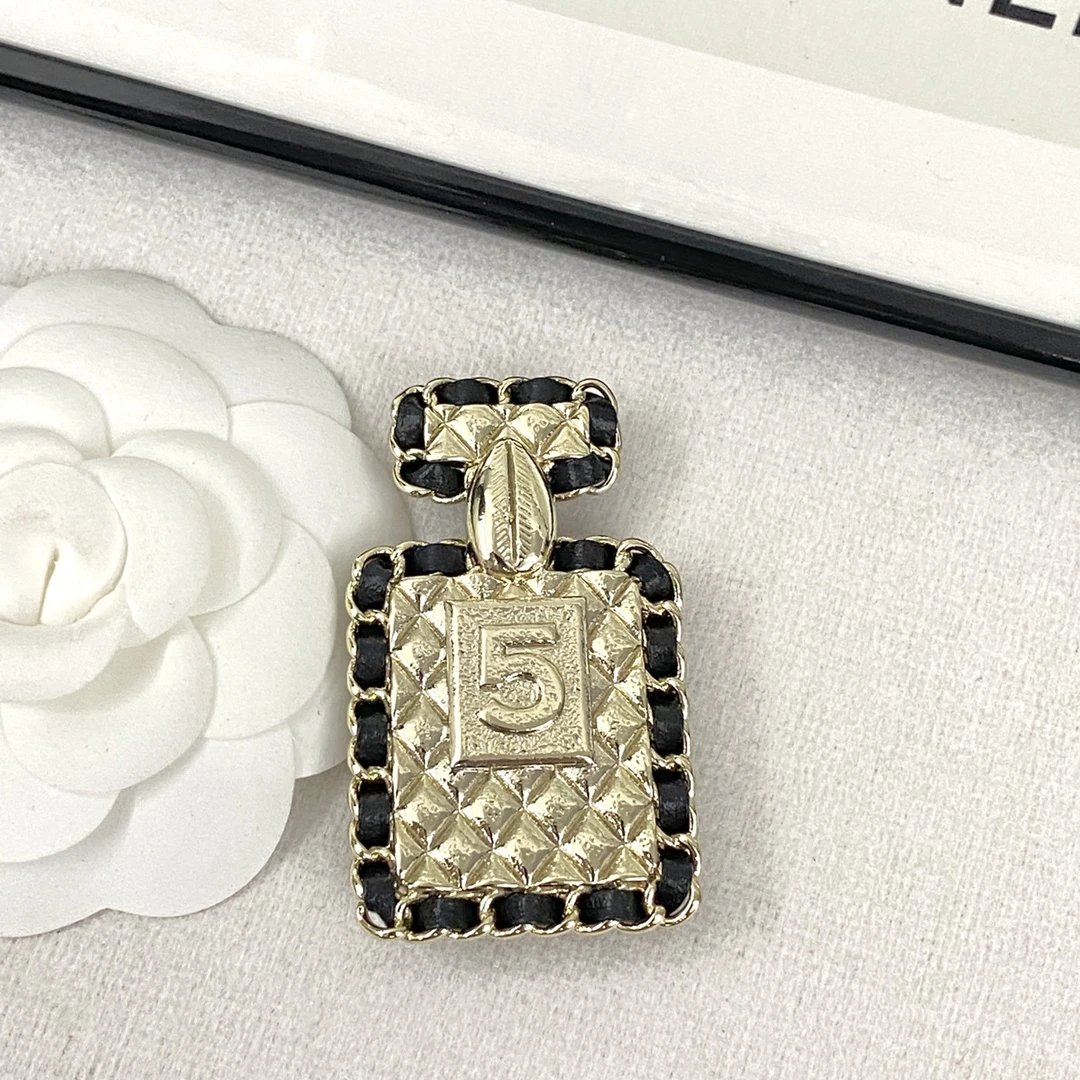 Chanel Brooch Ver.K — Photo 7