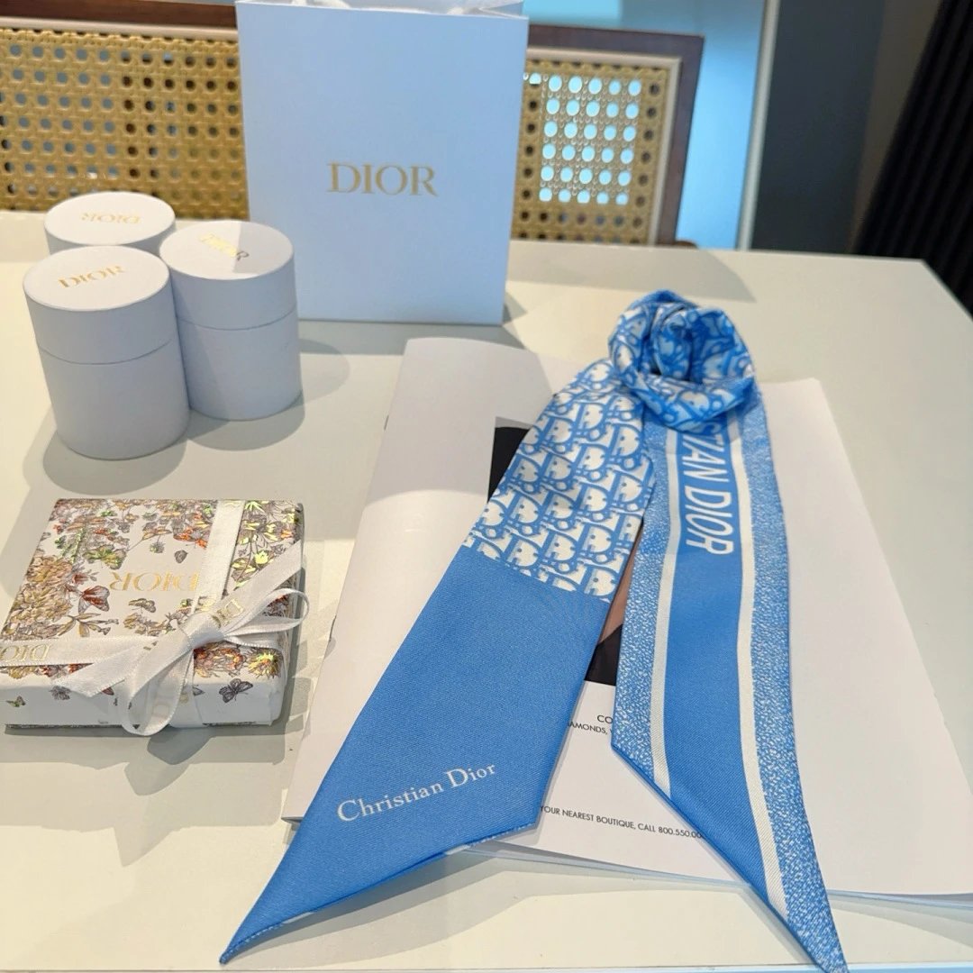 Louis Vuitton Silk Hair Ribbon Ver.G — QC