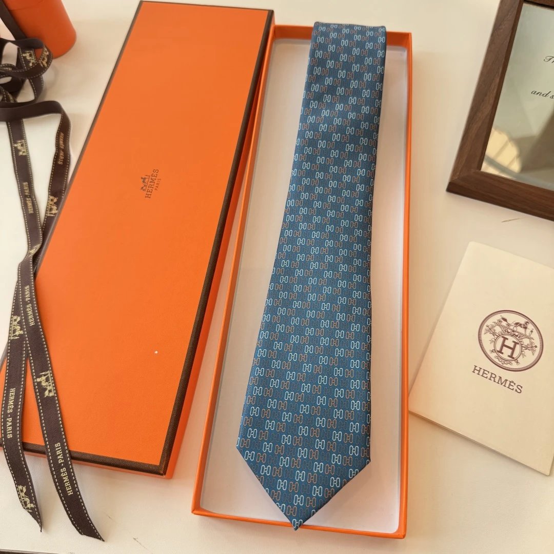 Hermes Silk Tie Ver.D — Photo 2