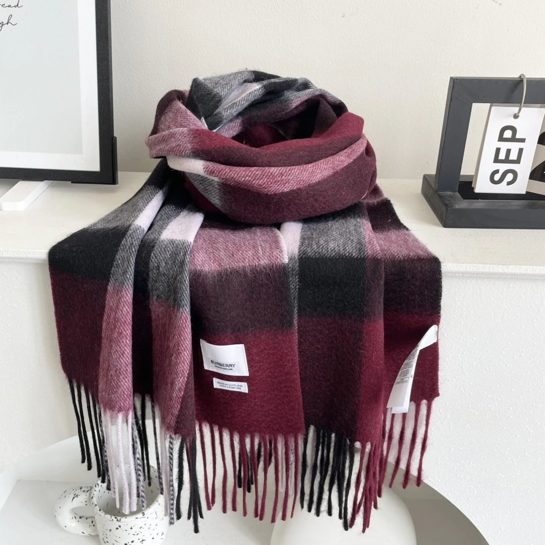 Burberry Cashmere Scarf Ver.G — Photo 6