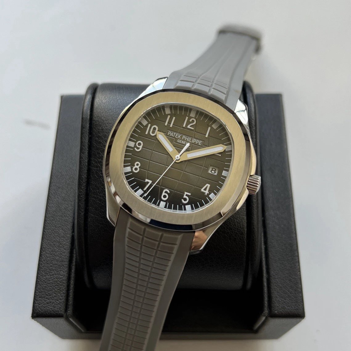 Patek Philippe Aquanaut Automatic Watch Ver.B — photo 2
