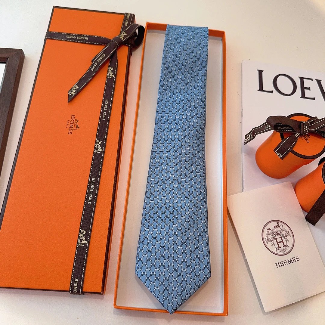 Hermes Silk Tie Ver.M — Photo 3