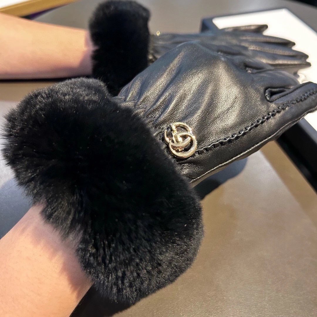Gucci Touchscreen Thermal Gloves — Zdjęcie 2
