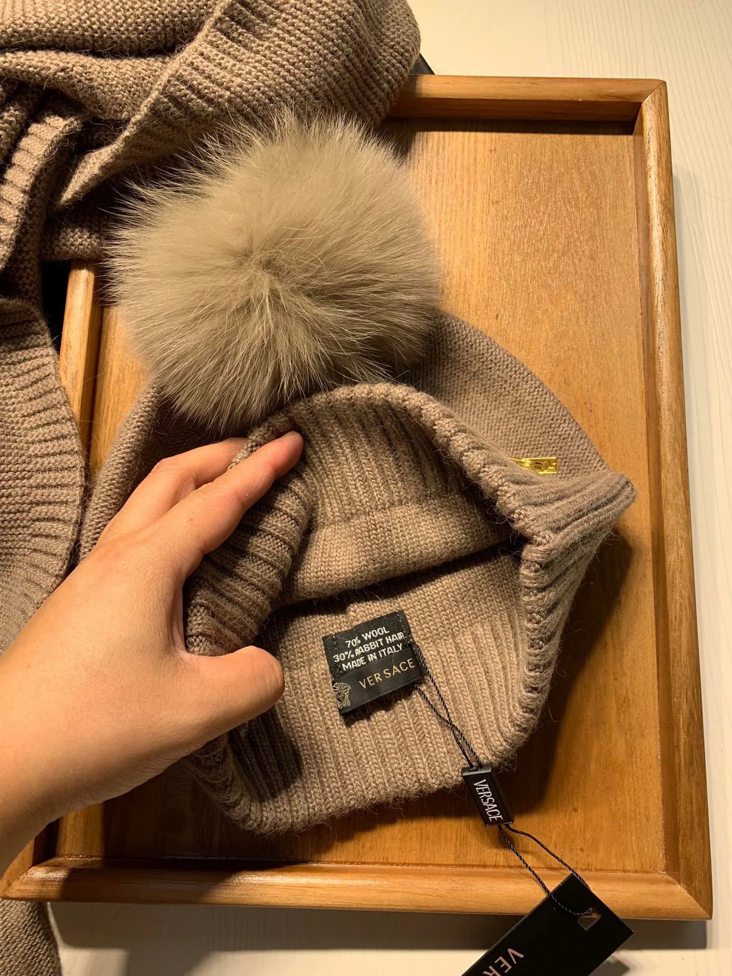 Versace Wool Rabbit Fur Scarf & Hat Set Ver.C — Photo 9