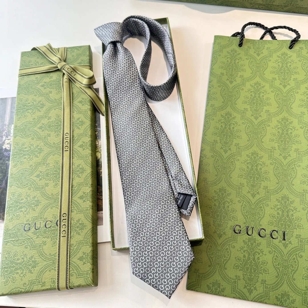Gucci Silk Tie Ver.A — Zdjęcie 7