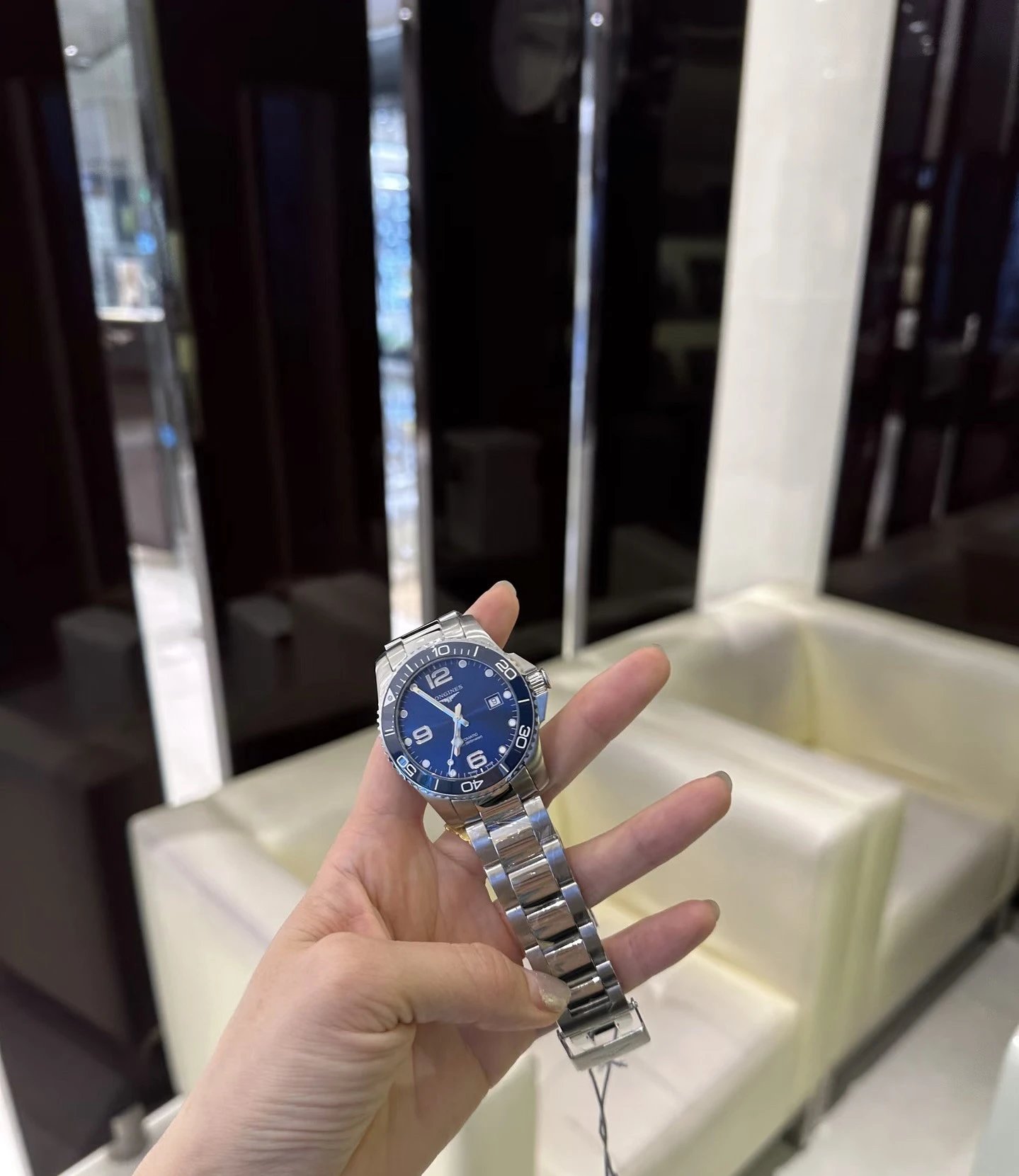 Longines Conquest Automatic Watch 41mm Ver.C — photo 9
