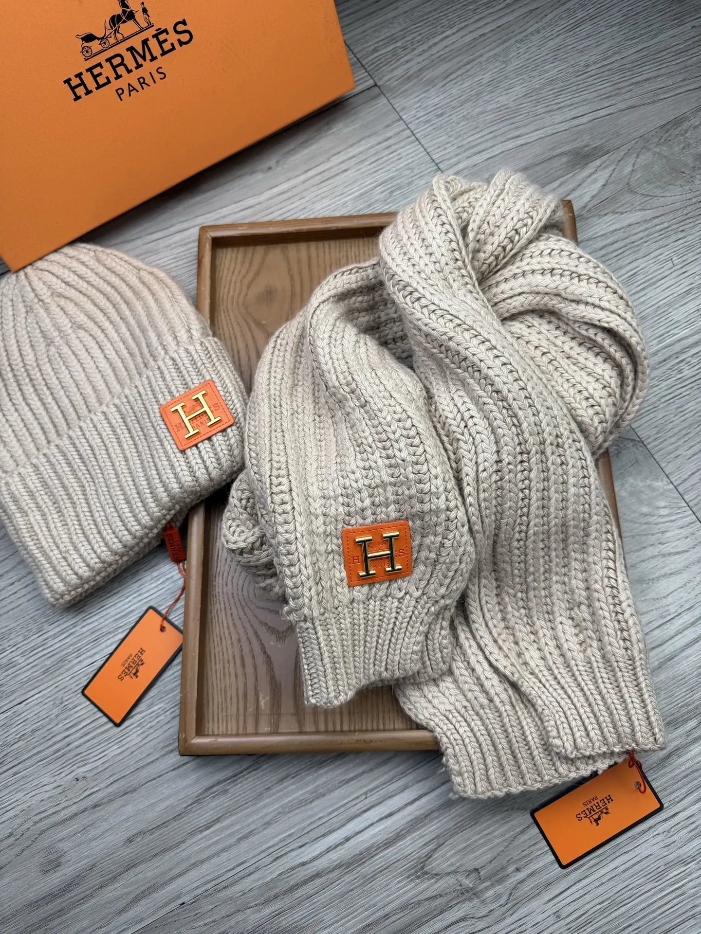 Hermes Wool Rabbit Fur Scarf & Hat Set Ver.C — Photo 7