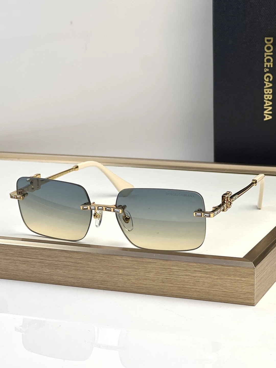 Dolce & Gabbana DG2206 Sunglasses 58-17-145 — photo 5