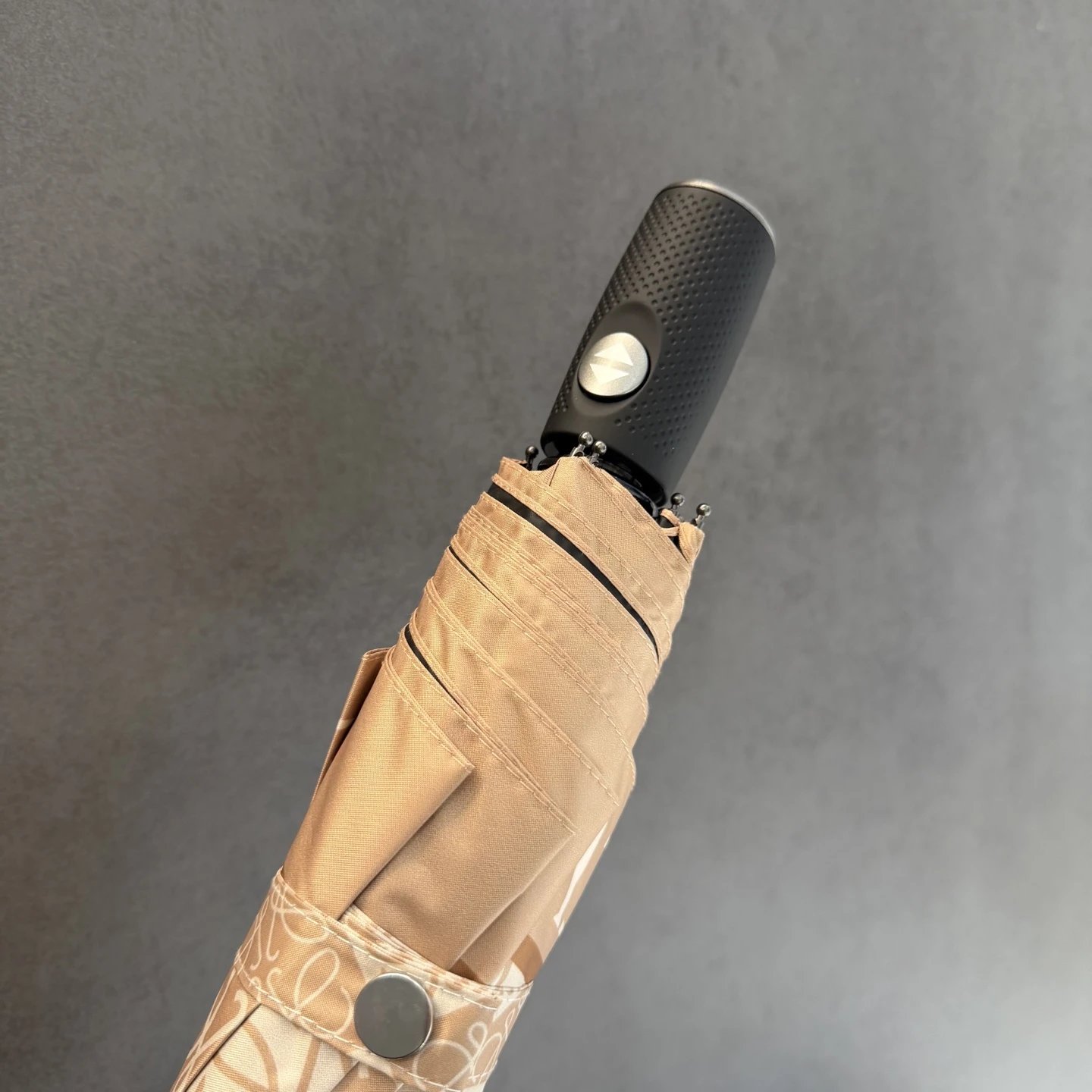 Loewe UV Protection Folding Umbrella Ver.B — Photo 4